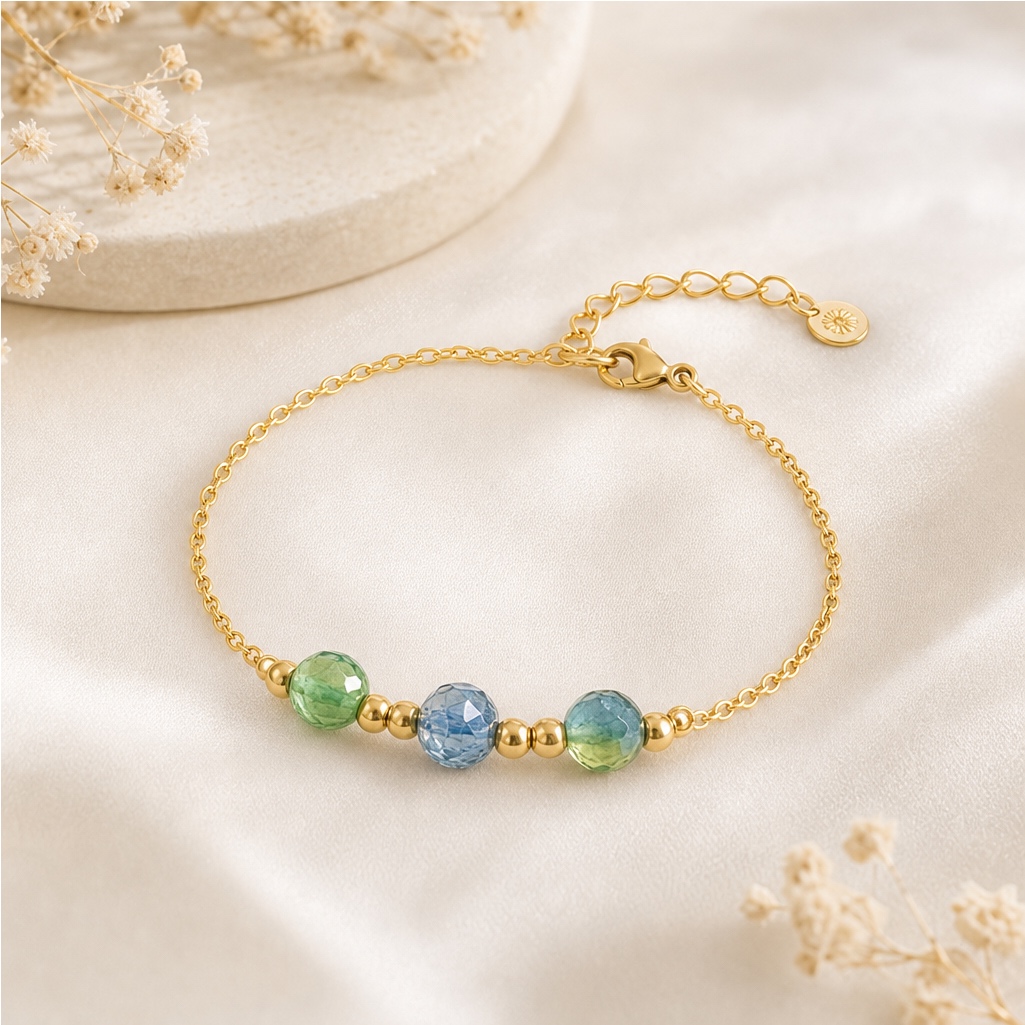 Armband met groene en blauwe kralen